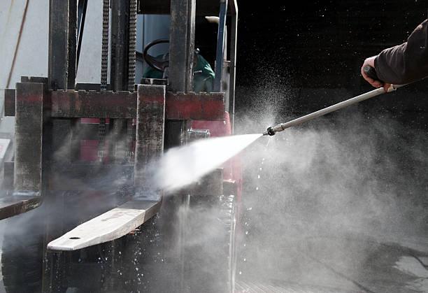 Garage Pressure Washing in Rainbow Springs, FL